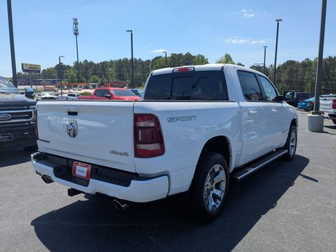 Used 2022 RAM 1500 Big Horn AWD/4WD image 5