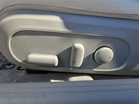 Used 2023 Hyundai Ioniq 6 SEL image 17