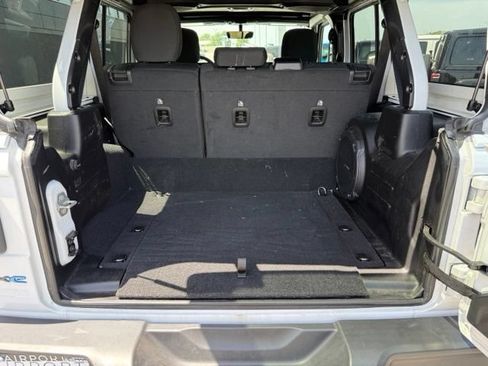 Used 2023 Jeep Wrangler Unlimited w/ Sun & Screen Package AWD/4WD image 13
