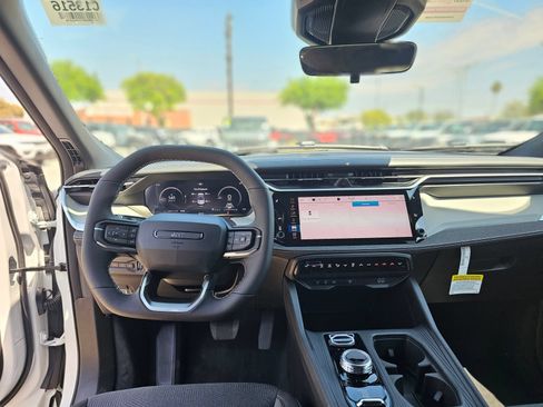 New 2026 Jeep Cherokee Laredo AWD/4WD image 27