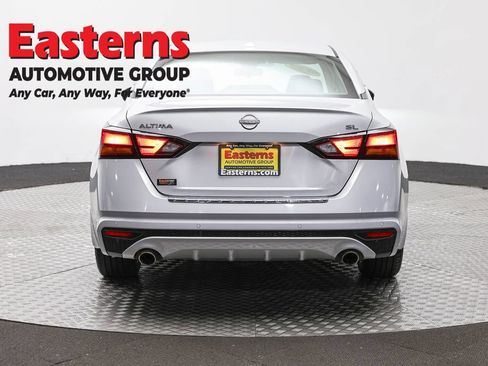 Used 2023 Nissan Altima 2.5 SL FWD image 6