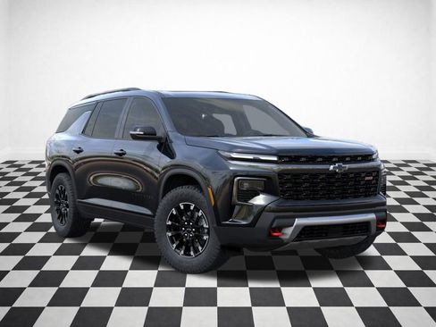 New 2026 Chevrolet Traverse Z71 w/ Driver Confidence Package image 7