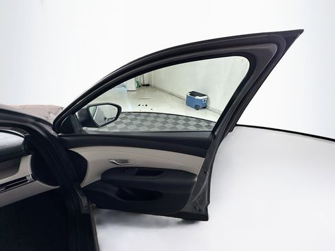Used 2025 Hyundai Tucson SEL FWD image 32