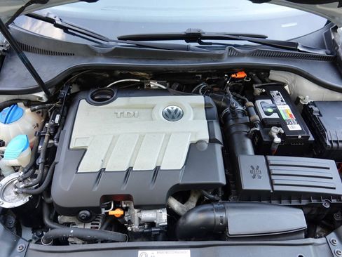 Used 2012 Volkswagen Jetta TDI FWD image 78