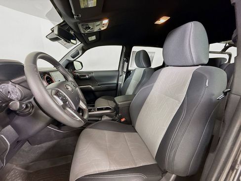 Certified 2023 Toyota Tacoma TRD Off-Road image 22