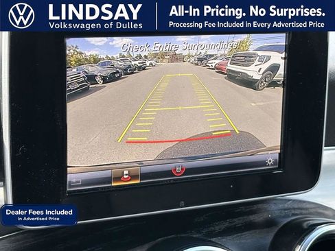 Used 2019 Mercedes-Benz GLC 300 4MATIC image 17