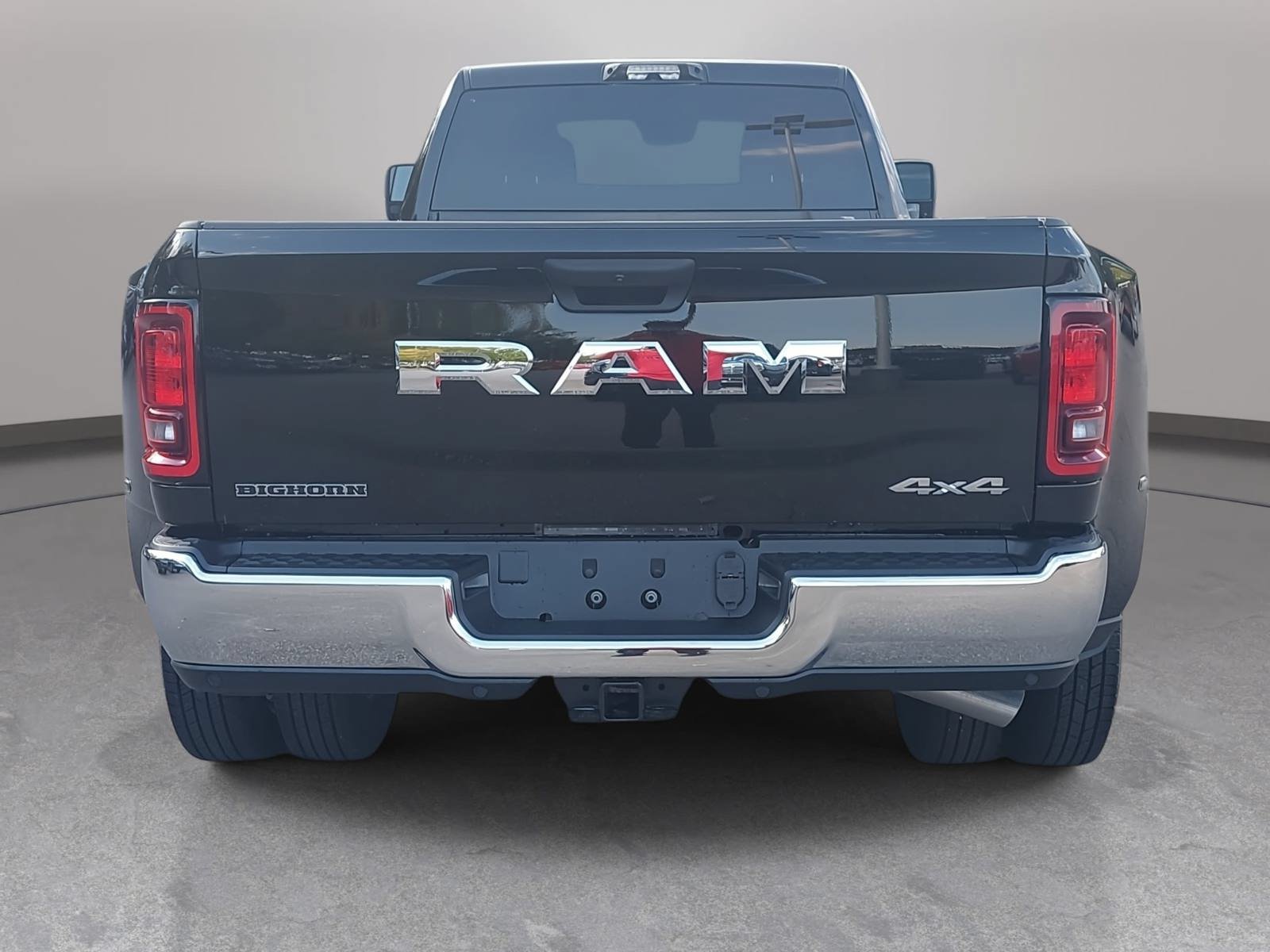 New 2027 RAM 3500 Big Horn AWD/4WD image 6