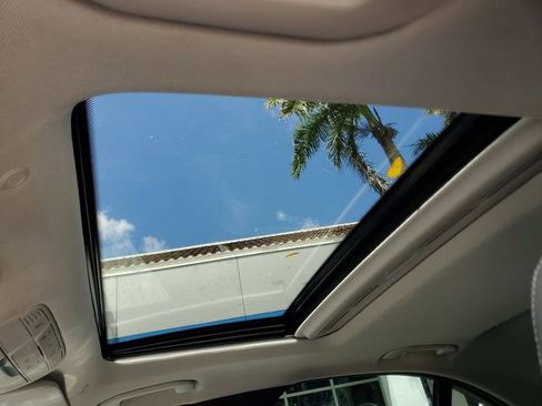 Used 2020 Mercedes-Benz C 300 Sedan image 20