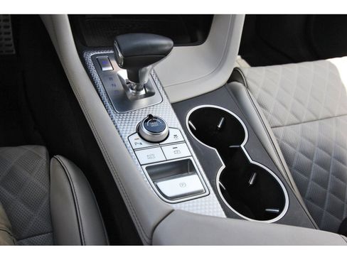 Used 2023 Genesis G70 3.3T w/ Sport Prestige Package image 27