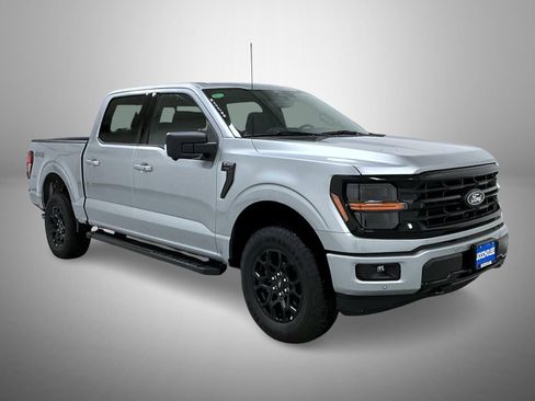 New 2025 Ford F150 XLT w/ Equipment Group 302A MID image 3