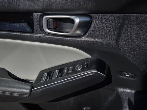Used 2025 Honda Civic Sport image 20