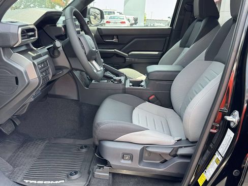 Used 2026 Toyota Tacoma TRD Off-Road AWD/4WD image 21