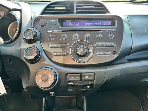 Used 2013 Honda Fit Sport image 20