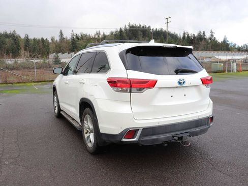 Certified 2019 Toyota Highlander Limited image 7