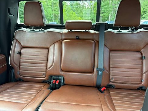 Used 2024 GMC Sierra 2500 Denali Ultimate w/ Snow Plow Prep/Camper Package AWD/4WD image 25