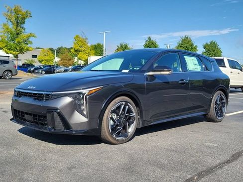 New 2026 Kia K4 GT-Line Turbo w/ GT-Line Premium Package FWD image 34