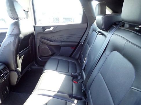 Certified 2022 Ford Escape SEL image 19