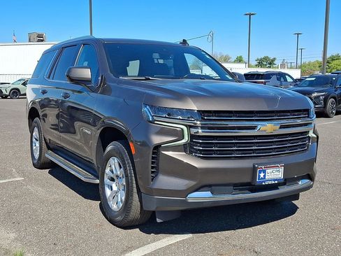 Used 2021 Chevrolet Tahoe LT AWD/4WD image 2