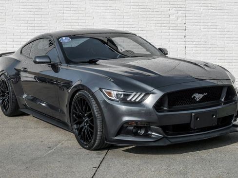 Used 2017 Ford Mustang GT w/ GT Performance Package image 5