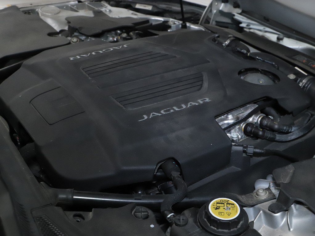 Used 2016 Jaguar F-TYPE S AWD/4WD image 31