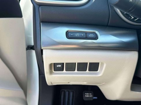 Used 2023 Nissan Maxima SV w/ Floor Mat Group FWD image 20