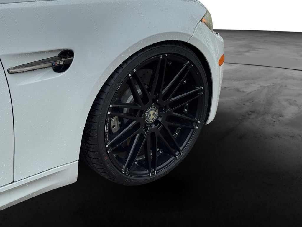 Used 2011 BMW M3 Convertible RWD image 11