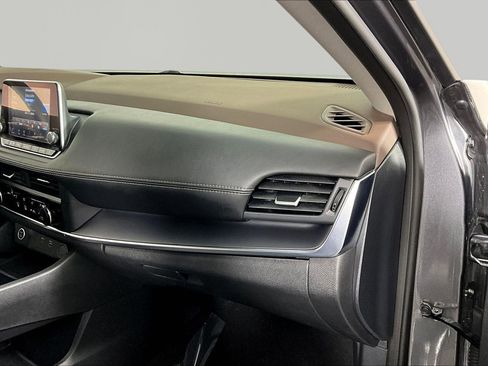 Certified 2023 Nissan Rogue S FWD image 25
