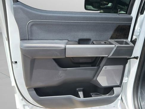 Certified 2025 Ford F350 Lariat AWD/4WD image 16