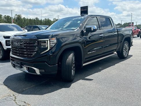 Used 2024 GMC Sierra 1500 Denali Ultimate AWD/4WD image 2