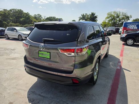 Used 2014 Toyota Highlander Limited Platinum AWD/4WD image 12