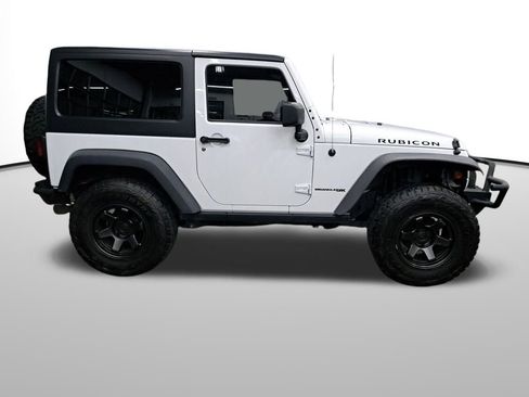 Used 2018 Jeep Wrangler Rubicon w/ Power Convenience Group image 7