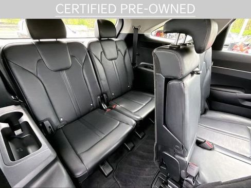 Certified 2024 Kia Sorento S FWD image 26