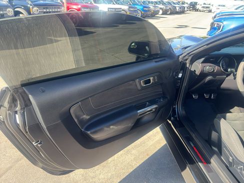 Used 2018 Ford Mustang Shelby GT350 w/ Electronics Package image 8