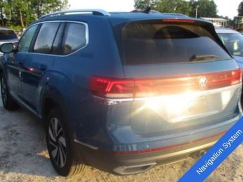Used 2025 Volkswagen Atlas SEL AWD/4WD image 9