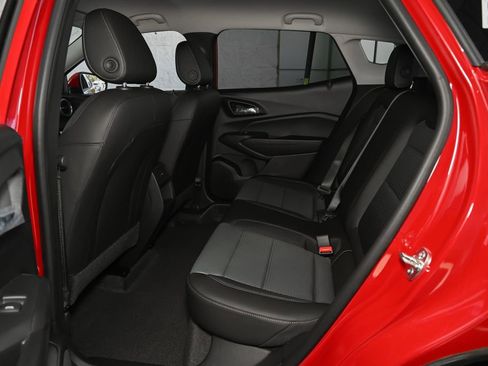 New 2026 Chevrolet Trax LT w/ LPO, Blackout Package image 29