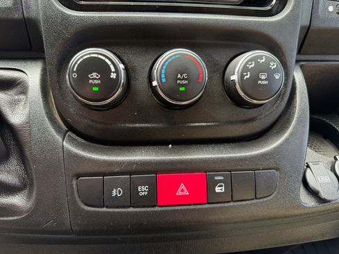 Used 2020 RAM ProMaster 1500 w/ Interior Convenience Group FWD image 17
