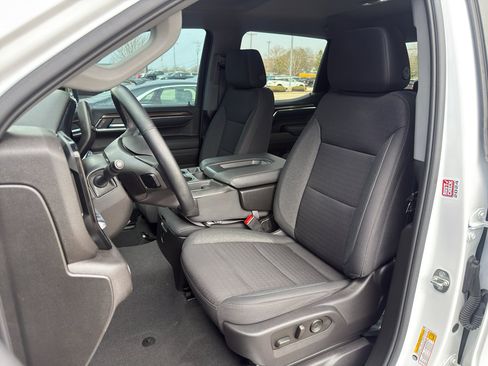 Used 2024 Chevrolet Silverado 1500 RST w/ Z71 Off-Road Package image 19