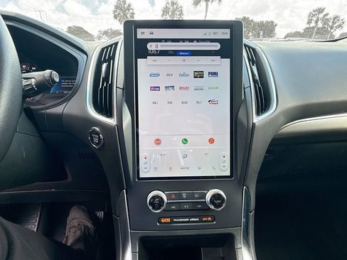 Used 2024 Ford Edge Titanium image 15