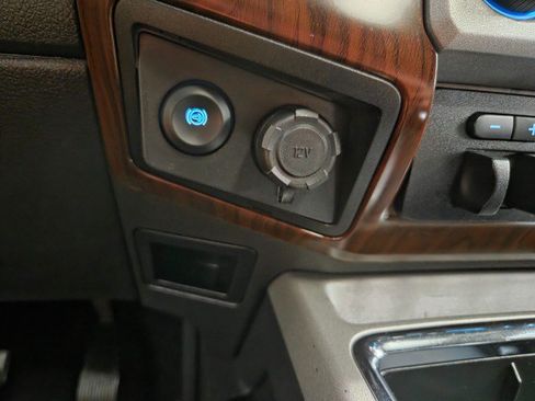 Used 2015 Ford F250 Lariat w/ Chrome Package AWD/4WD image 48