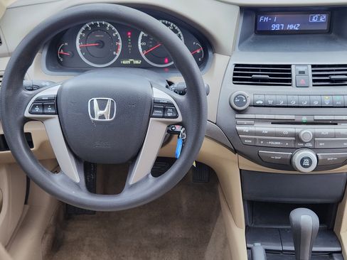 Used 2010 Honda Accord LX-P image 27
