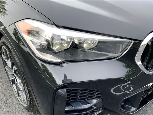 Used 2021 BMW X1 xDrive28i w/ M Sport Package AWD/4WD image 26