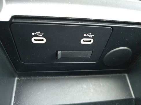 Used 2025 MAZDA MAZDA3 s image 15