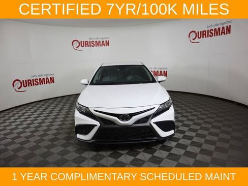 Used 2024 Toyota Camry SE w/ Convenience Package FWD image 15