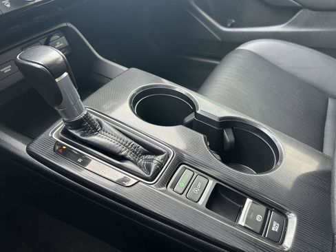 Used 2022 Honda Civic EX-L image 20