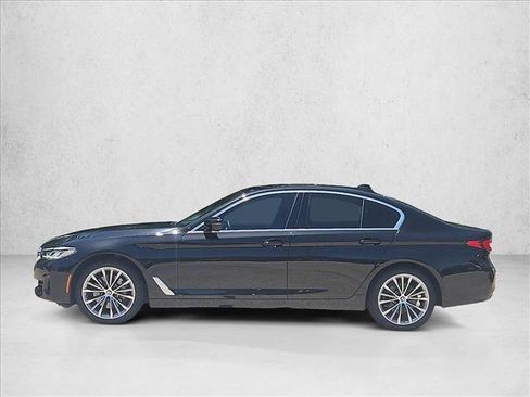 Used 2023 BMW 530i w/ Convenience Package RWD image 9