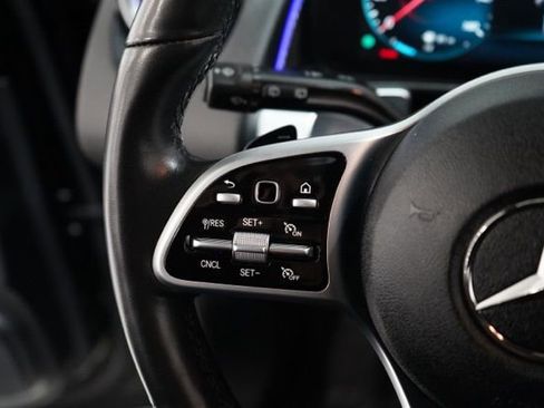 Used 2022 Mercedes-Benz GLB 250 4MATIC image 24