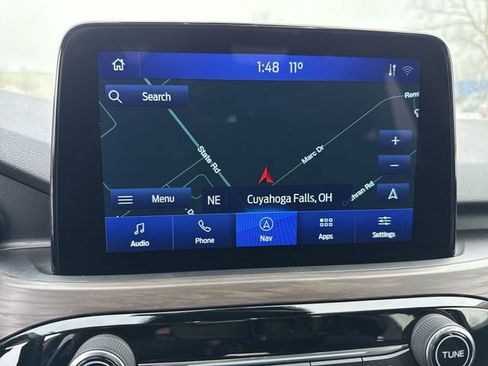 Used 2020 Ford Escape Titanium w/ Titanium Premium Package 2.0 image 22