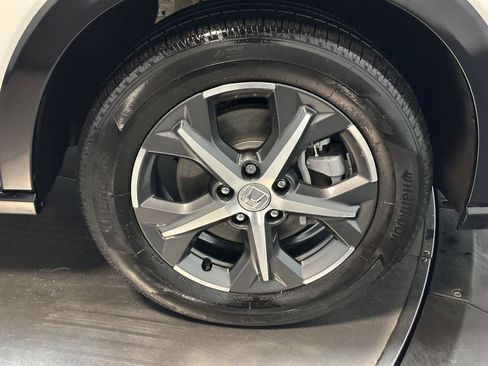 Used 2025 Honda HR-V EX-L image 17
