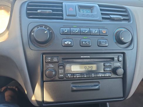 Used 2001 Honda Accord LX image 15