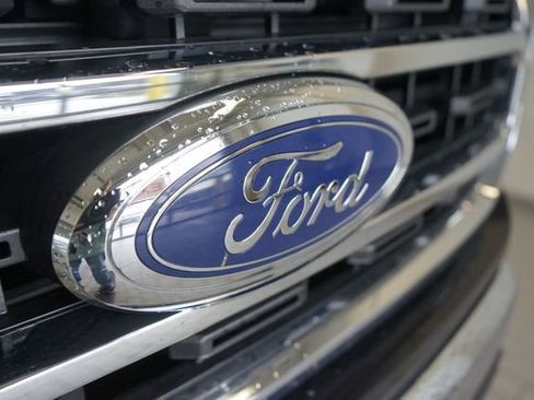 Certified 2021 Ford F150 XLT w/ Equipment Group 302A High image 20